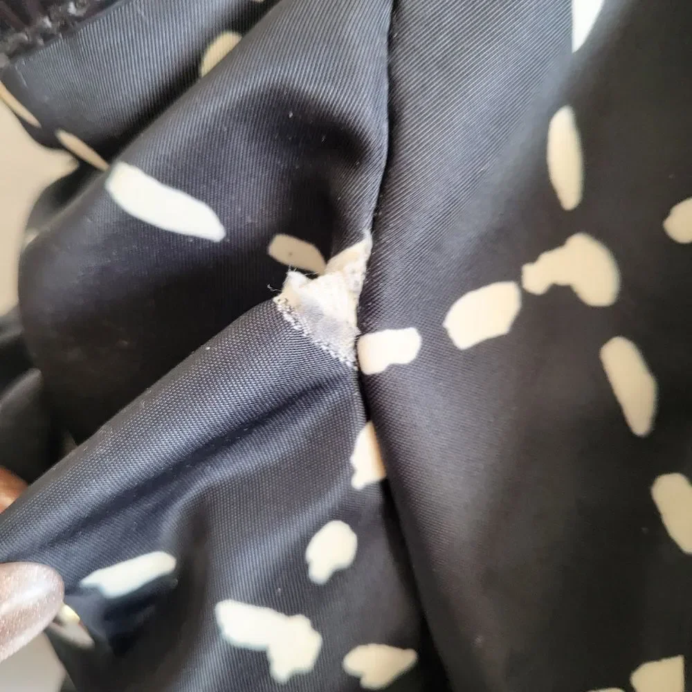 Kate Spade Stevie Large Diaper Bag Sew Be It Black and White 20 x 10 x 8'D